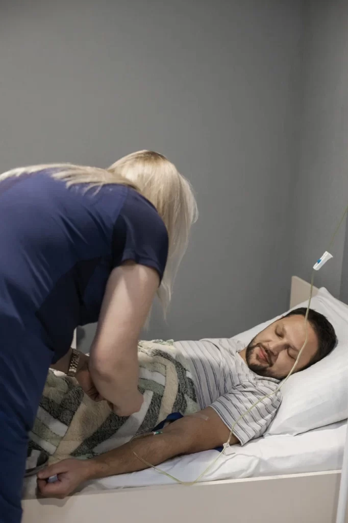 Проведение капельниц в условиях дневного стационара